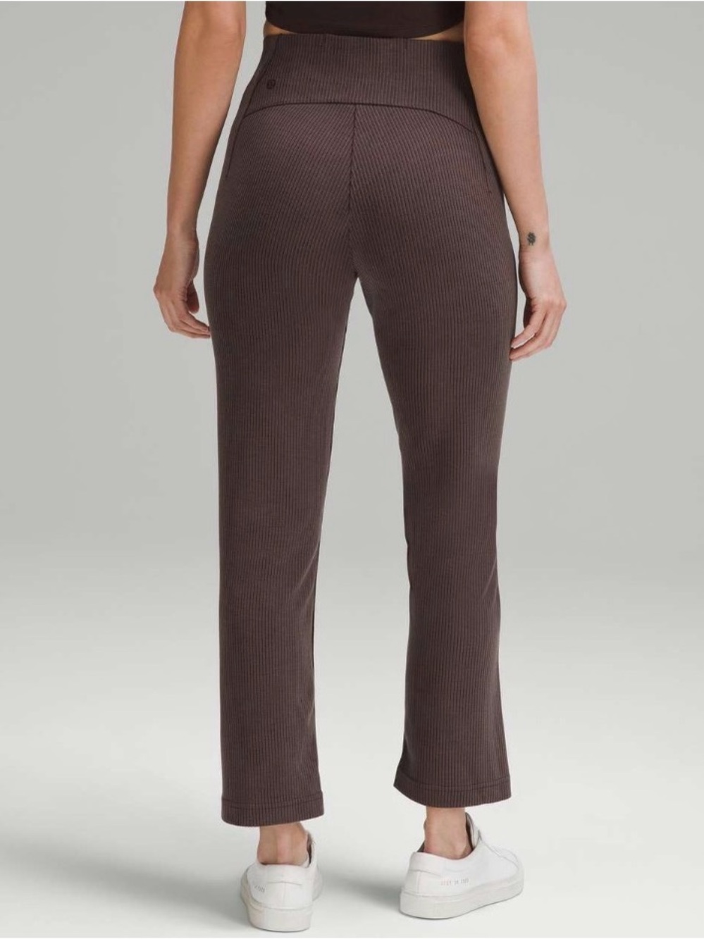 Lululemon Ribbed SoftStreme High-Rise Cropped 25” Pants Espresso Size 6 - Picture 2 of 11